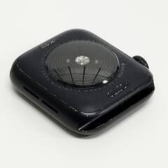 Apple Watch SE 第2世代/GPS/40mm/A2722/ミッドナイト〈MNL83J/A〉の画像