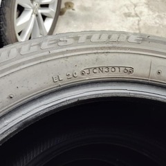 BS ブリザック スタッドレスタイヤ205/60R16 4本 3分山 まだまだ使えます。の画像