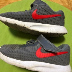 NIKE14センチスニカーの画像