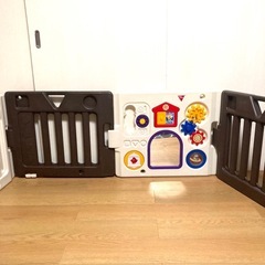 【ベビーサークル】文京区/傷あり ミュージカルキッズランド 8枚セット日本育児の画像