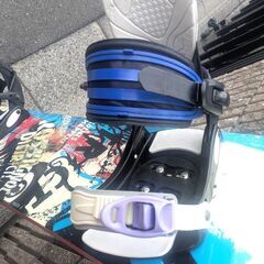 ロシニョール スノーボード DISTERCT バィンディング付き 155cmの画像