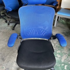 オフィス椅子の画像