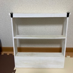 小物飾り棚の画像