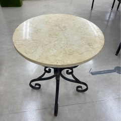 アンティーク大理石調テーブル　椅子セットの画像