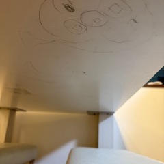 ダイニングテーブルの画像