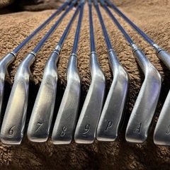 【美品】ゼクシオ アイアン 5-9A,P,S 8本 スチールシャフト Sの画像
