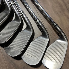 【美品】ゼクシオ アイアン 5-9A,P,S 8本 スチールシャフト Sの画像