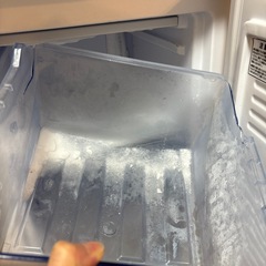 ジャンク品　アイリスオーヤマ冷凍庫の画像