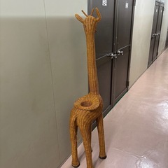 藤のキリン　小物置き、帽子かけ　　※古いものが倉庫から出てきましたの画像