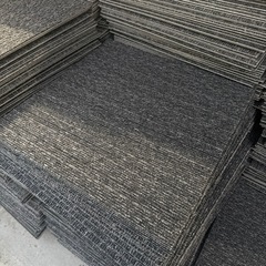 1枚〜⭕️タイルカーペット500×500の画像