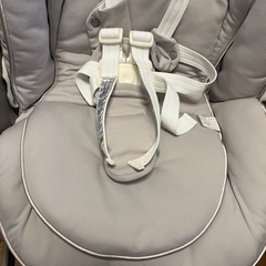 新品に近い【2024年冬購入】ユラリズム スマートプレミアム ハイローラック アップリカの画像