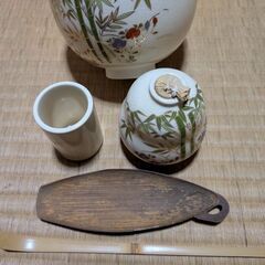 お茶で使用する道具の画像