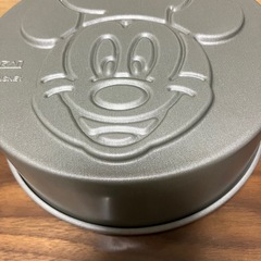 (決まりました)シフォンケーキ型、ミッキーマウスケーキ型　未使用品 の画像