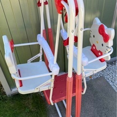 2人乗り ブランコ キティ サンリオの画像