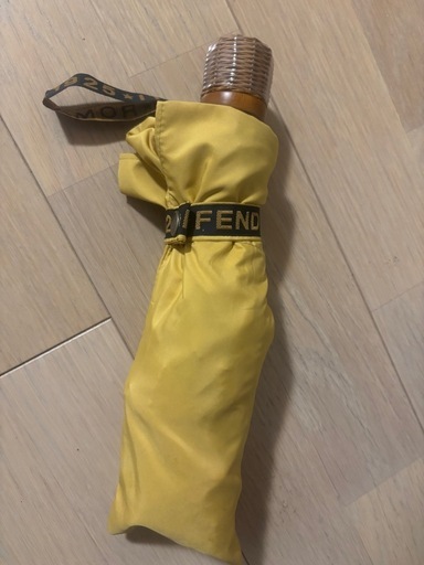 FENDI 折り畳み傘　ロゴ入り　ITALY★ROMA★1925　　フェンディ　ブランド　　