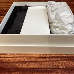 CELINEより【TIC TAC TOE】の画像