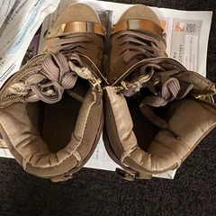 インナーソールスニーカー　　シークレットシューズの画像