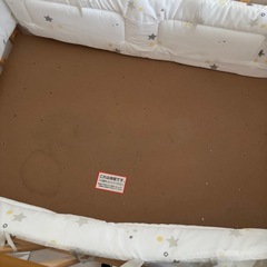 ベビーベッドの画像