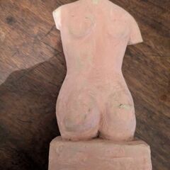 裸体像　粘土焼物　オブジェの画像