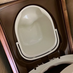 介護用品　家具調トイレの画像