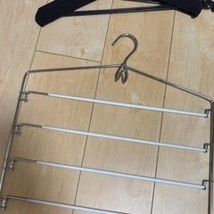 ハンガー　多種の画像