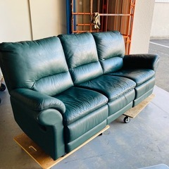 3人掛けソファ　オットマン一体型　ダークグリーン　の画像