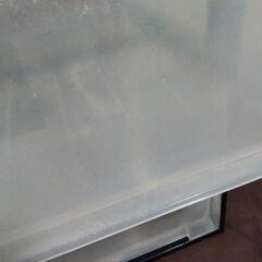 三段衣装ケースの画像