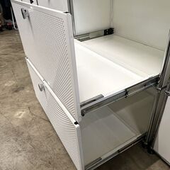 【正規品・デットストック・非売品】USM ハラー キャビネット 1列5段 メッシュパネル ホワイト 白 モジュール家具 収納棚 オフィス家具 デスク収納 ギャラリー向け デザイン家具 中古 希少 生産終了モデル　限定レア　美品の画像