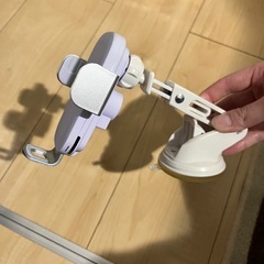 ワイヤレス充電車載ホルダーの画像