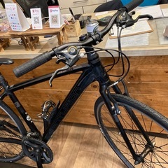 【SALE！防犯登録無料！CENTURIONcross line 30R】前輪タイヤ・前輪チューブ新品！アルミフレーム　3×7速　700×28cクロスバイク　マットブラックの画像