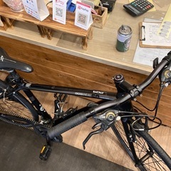 【SALE！防犯登録無料！CENTURIONcross line 30R】前輪タイヤ・前輪チューブ新品！アルミフレーム　3×7速　700×28cクロスバイク　マットブラックの画像