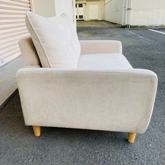 2人掛けソファ　布張り　アイボリー　の画像