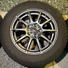 VRX2 スタッドレスタイヤ4本セット　ホイール付きの画像