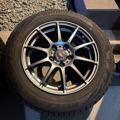 VRX2 スタッドレスタイヤ4本セット　ホイール付きの画像