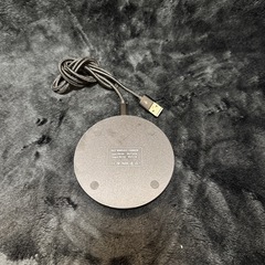 BALLY ワイヤレス充電器の画像