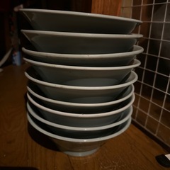 なんかの皿 大きめの画像