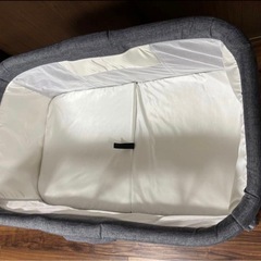 ベビーベッドの画像