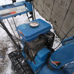 ヤマハ除雪機　YSM-560　小型除雪機です　始動リコイルのみの画像