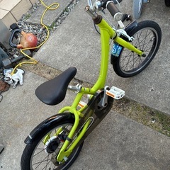 16インチ子供も自転車の画像