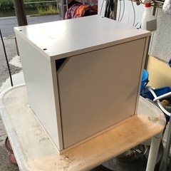 【リサイクルサービス八光】幅35㎝　ホワイト　キューブボックスの画像