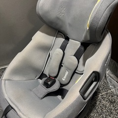 コンビ チャイルドシート 回転式 2021年購入の画像