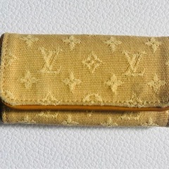 Louis Vuitton　ルイヴィトン ミュルティクレ4 モノグラム 　キーケースの画像