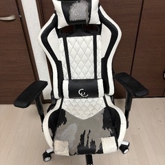 ゲーミングチェア