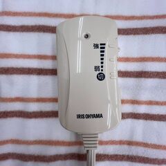 【REGASTOCK川崎店】【動作確認済み】IRIS OHYAMA アイリスオーヤマ 電気しき毛布 EHB-1408の画像