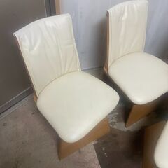 ダイニング回転チェアー　4脚セット　中古　座面高さ約38㎝　＃28の画像