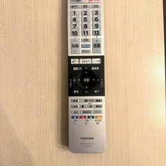 TOSHIBA REGZA 4K液晶テレビ 40インチ　ホワイト　（ジャンク）  の画像