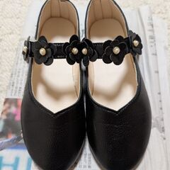 セレモニー用ワンピースセットとシューズの画像