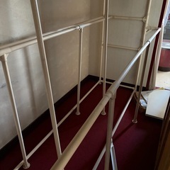 ハンガーを掛けるもの？ クリーニング店より出て来ましたの画像