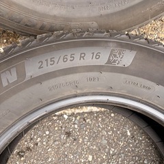 ［福岡］ミシュラン215/65R16 スタッドレスタイヤ2本セットの画像
