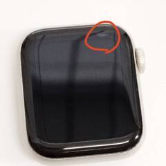 Apple Watch SE 第2世代/GPS/40mm/A2722/スターライト〈NNJP3LL/A〉の画像